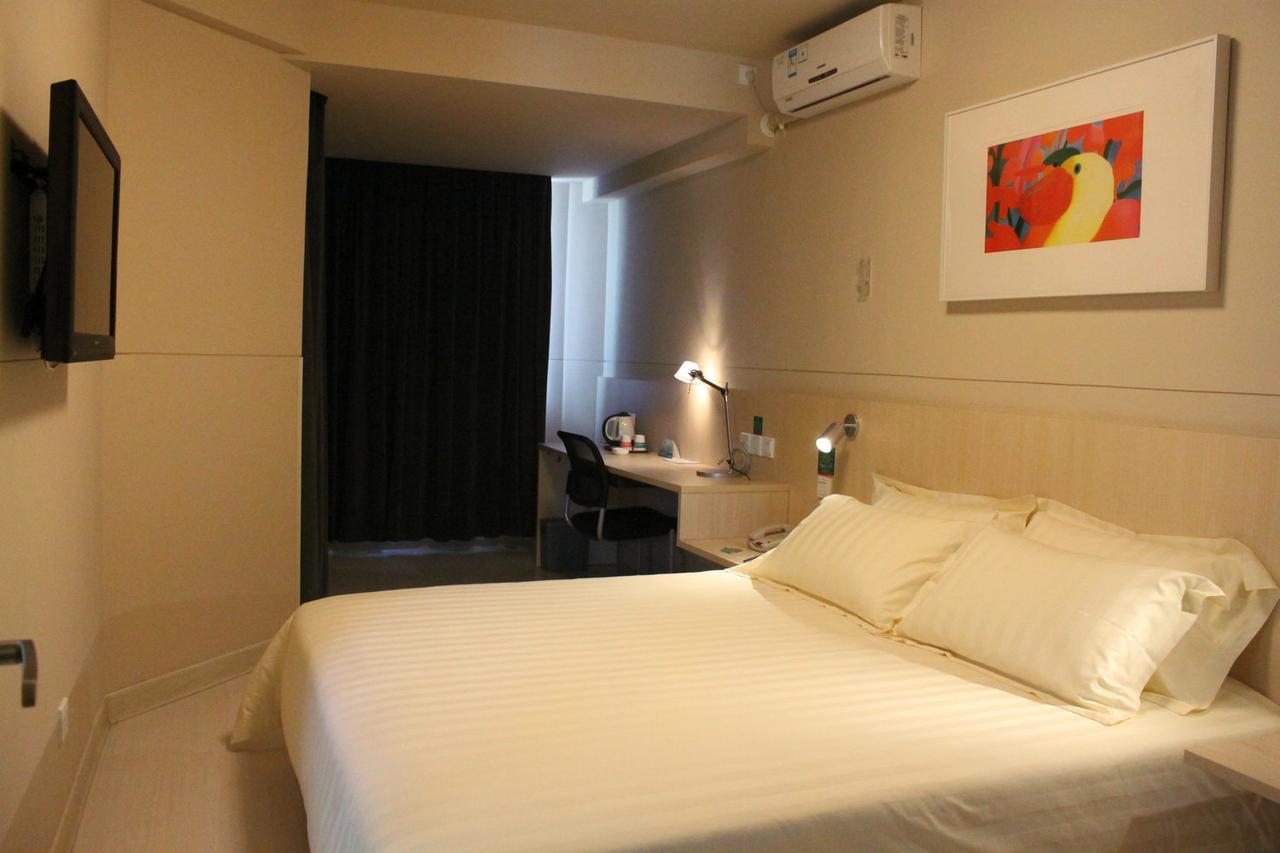 Jinjiang Inn Longyan Wanda Plaza Exterior photo